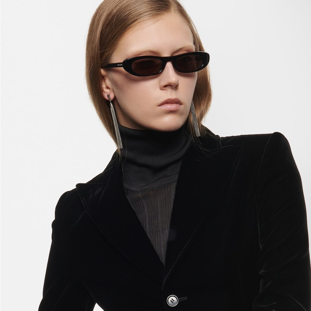 YSL Saint Laurent SL 557 Shade Black Sunglasses - Picture 6 of 15